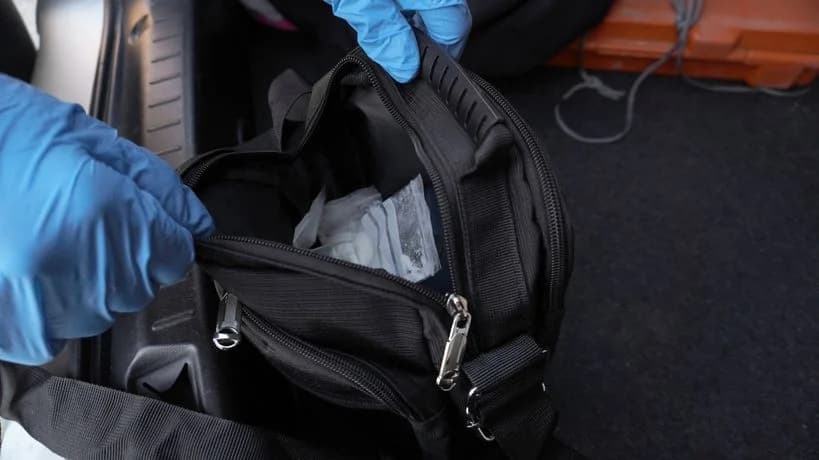 Inspection Visuelle et Contrôle des Sacs en Milieu Scolaire