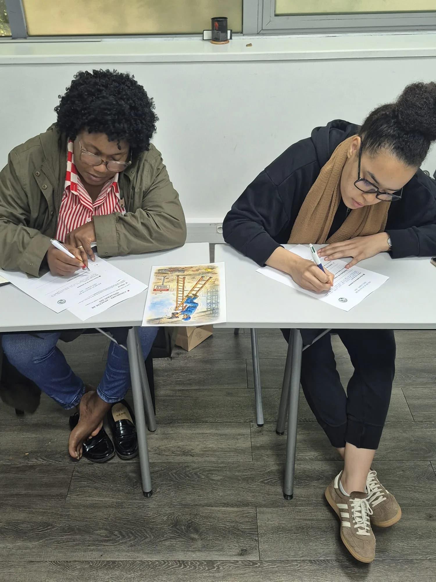 Évaluation écrite lors d'une session de formation SST